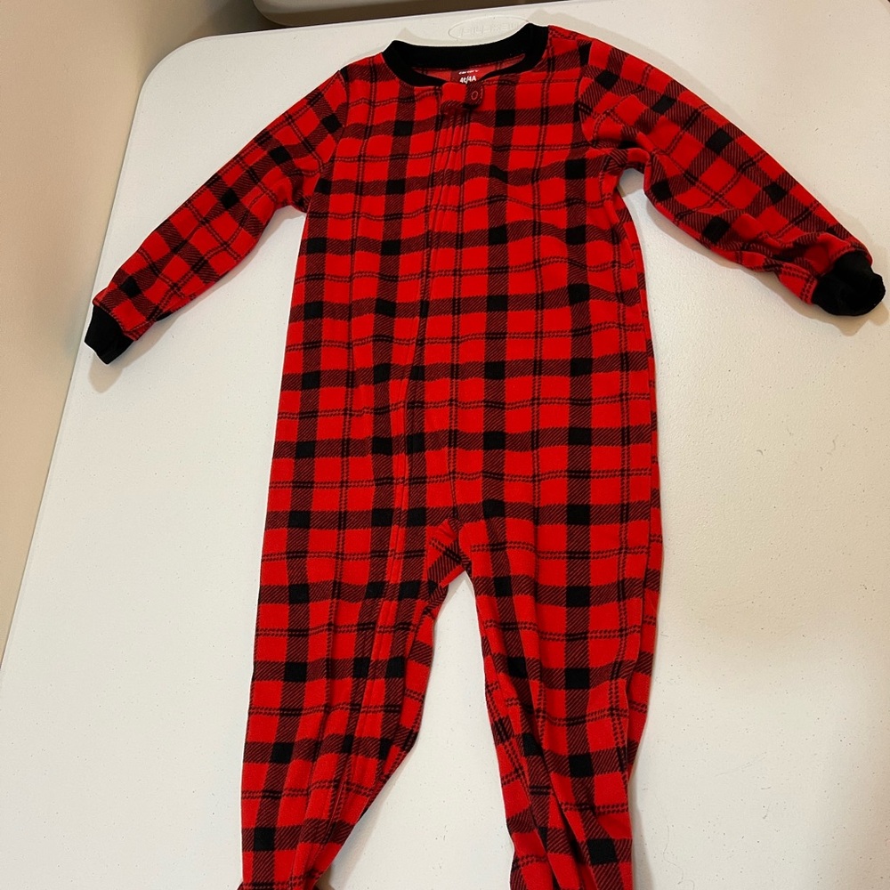 4T Carter’s Christmas Pajamas (Unisex) - 4T Toddler Boy- 4T Toddler Girl